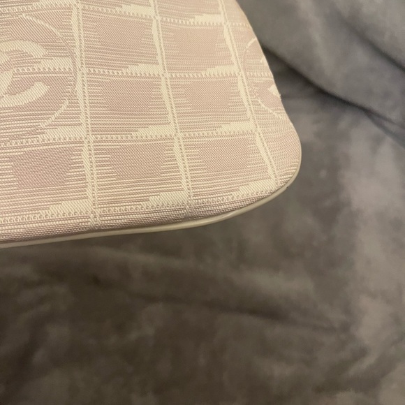 🚫SOLD🚫 CHANEL FABRIC CLUTCH HOLOGRAM INTACT - Picture 8 of 14